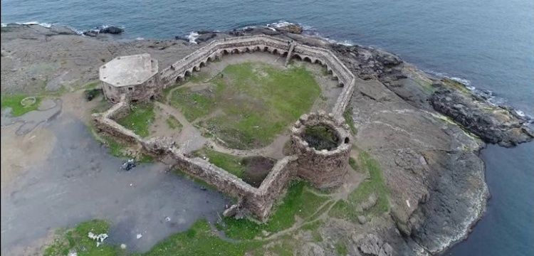 Rumeli Feneri Topçu Kalesi nin Mekansal Özellikleri ve Bilgileri